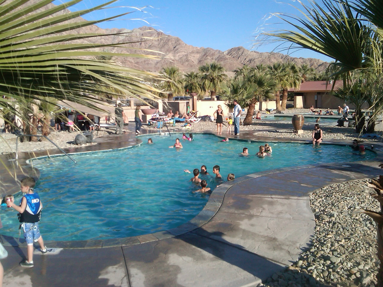 A picture of the main swimming pool at Glamis North Hot Springs Resort